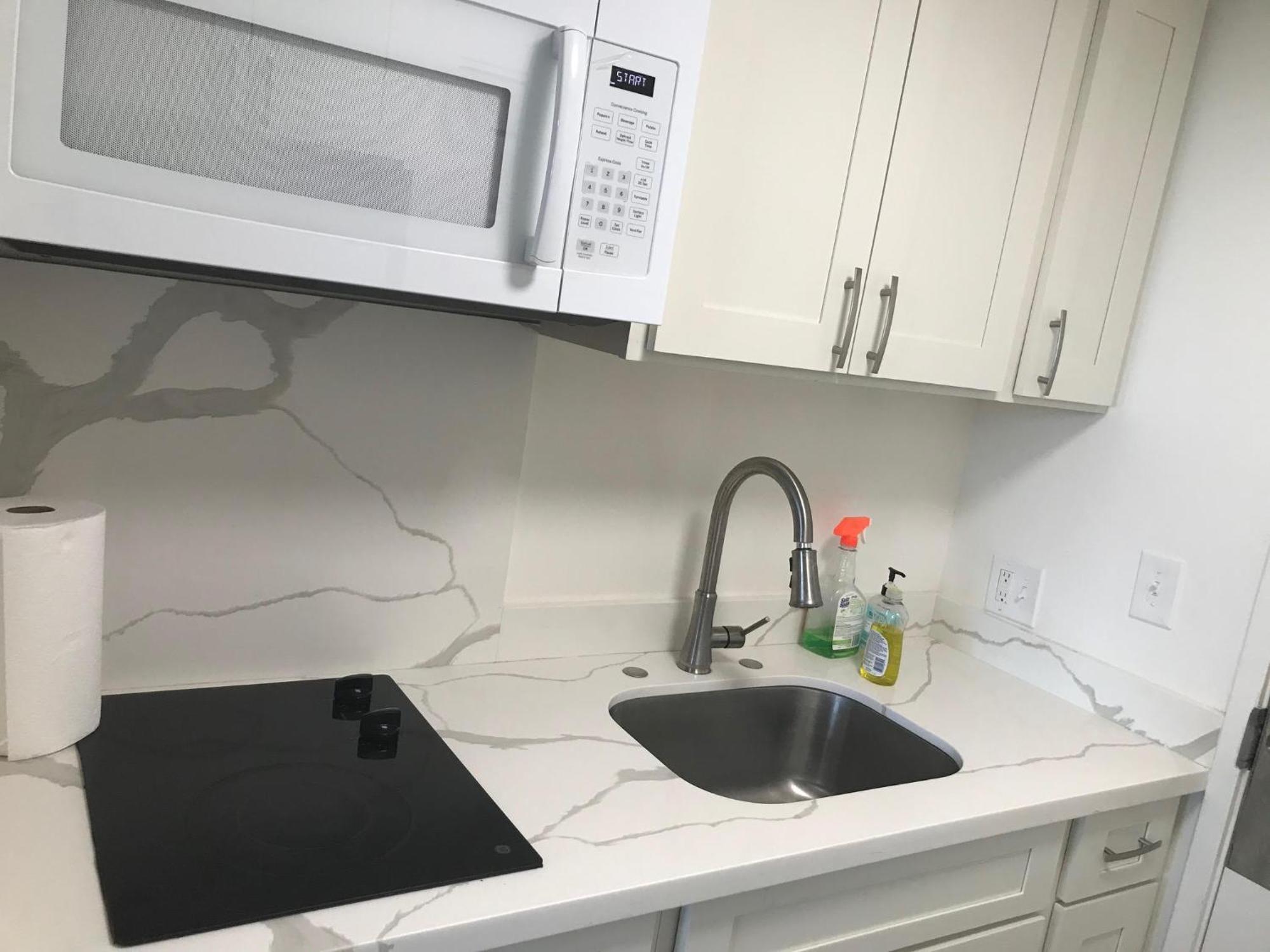 הונולולו Waikiki Studio Steps To Beach-Mall Free Parking-Wifi חדר תמונה